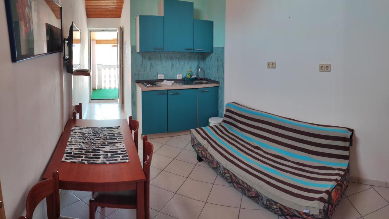 Apartmani Sabira Novi Vinodolski Luaran gambar